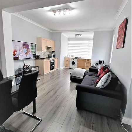 Appartement Large Flat quite location Modern&well equipped à Swanage Extérieur photo