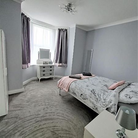 Appartement Large Flat quite location Modern&well equipped à Swanage Extérieur photo