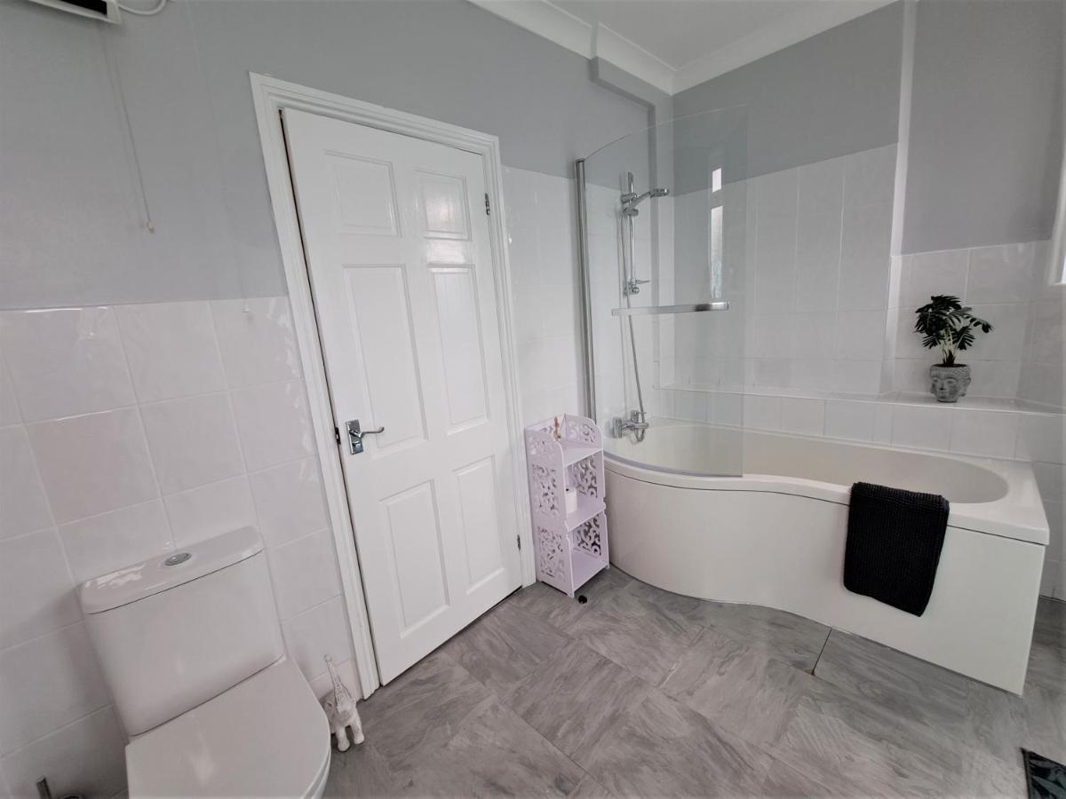 Appartement Large Flat quite location Modern&well equipped à Swanage Extérieur photo