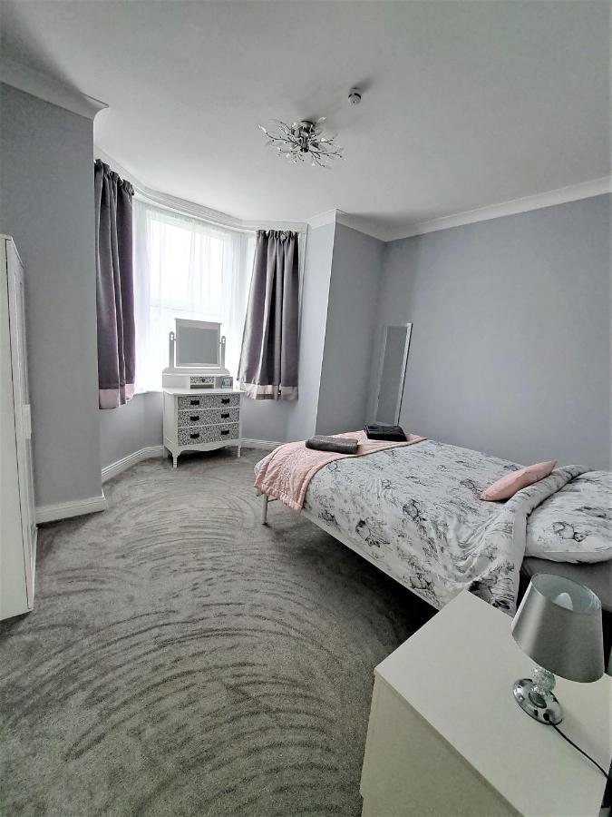 Appartement Large Flat quite location Modern&well equipped à Swanage Extérieur photo